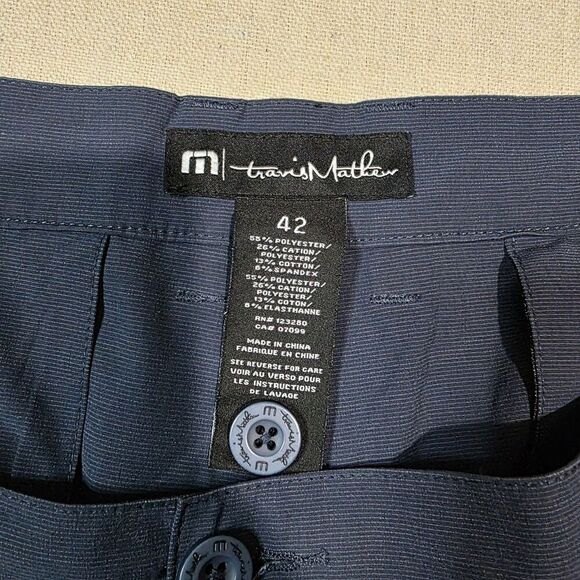 Travis Mathew Mens Golf Shorts Size 42 Navy Blue RN# 123280 Flawed Broken Zipper - Picture 5 of 6
